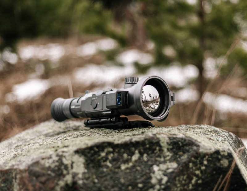 Termalna optika za lovce